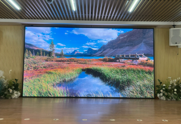 Led Display Screen for Conference Rooms.png